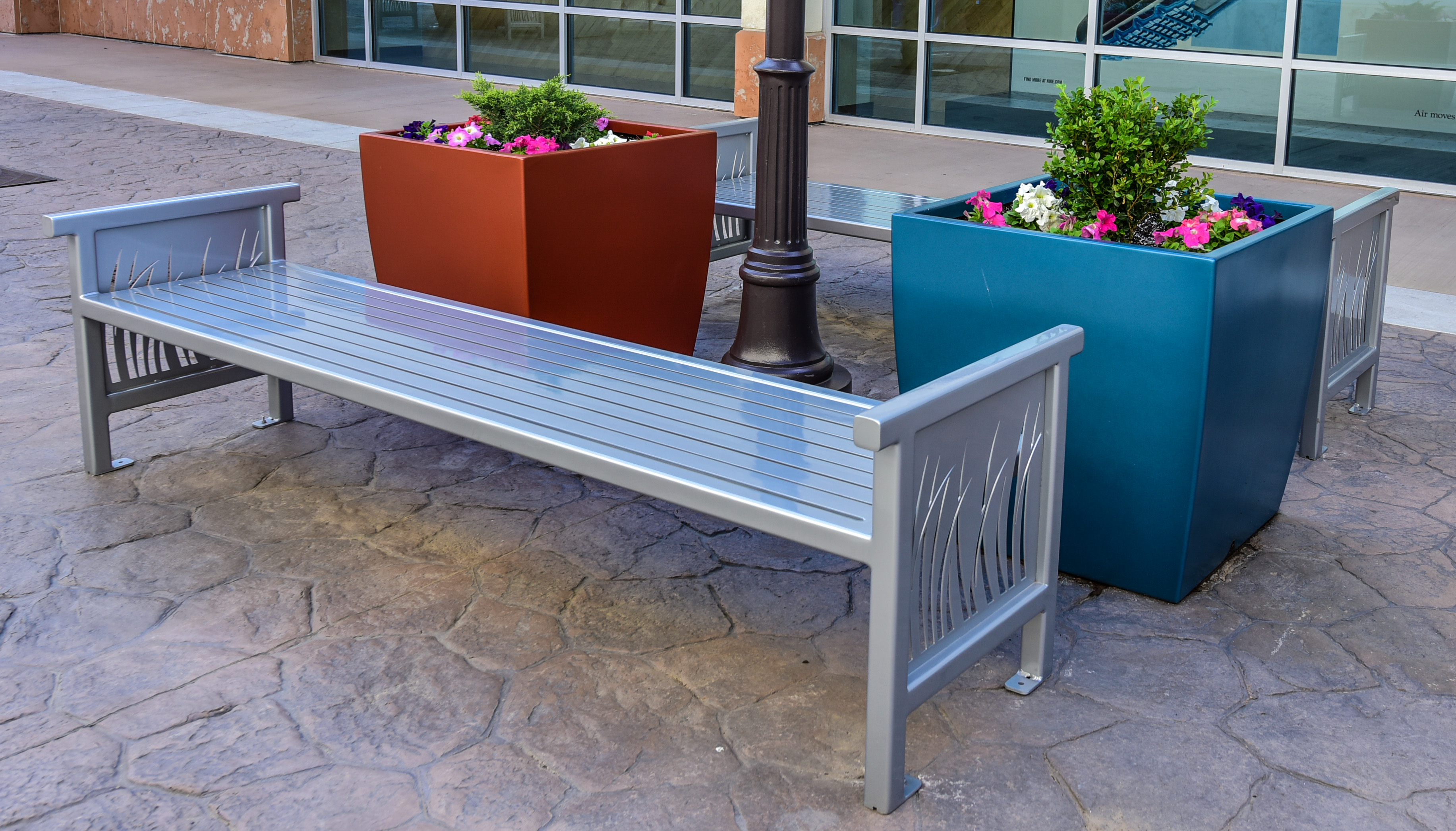 Tanger Outlets Outdoor Seating Benchmark Contract Furniture